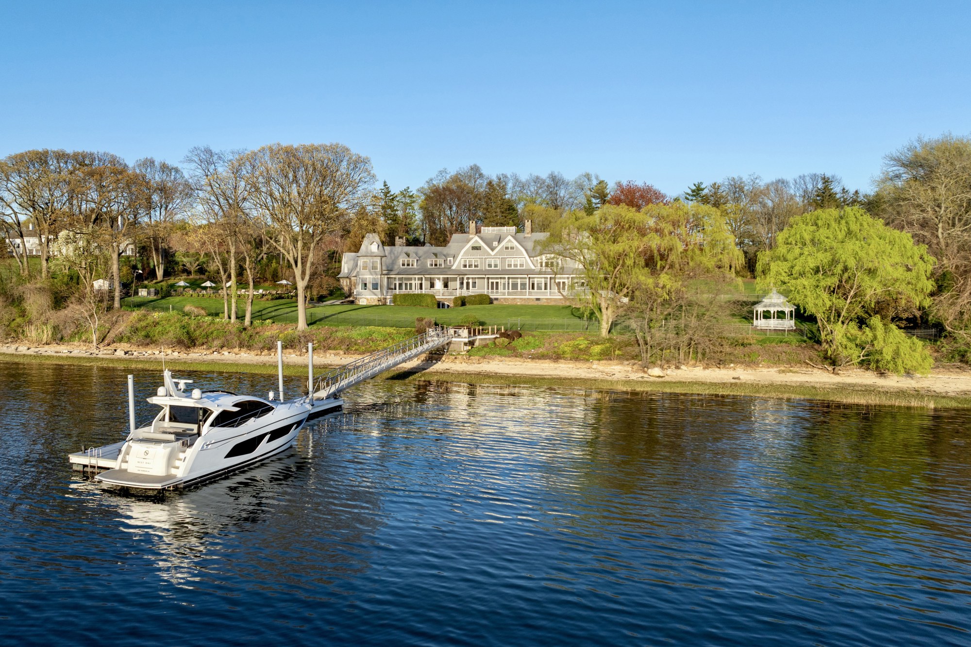 Sean Hannity’s waterfront Long Island estate with a private dock